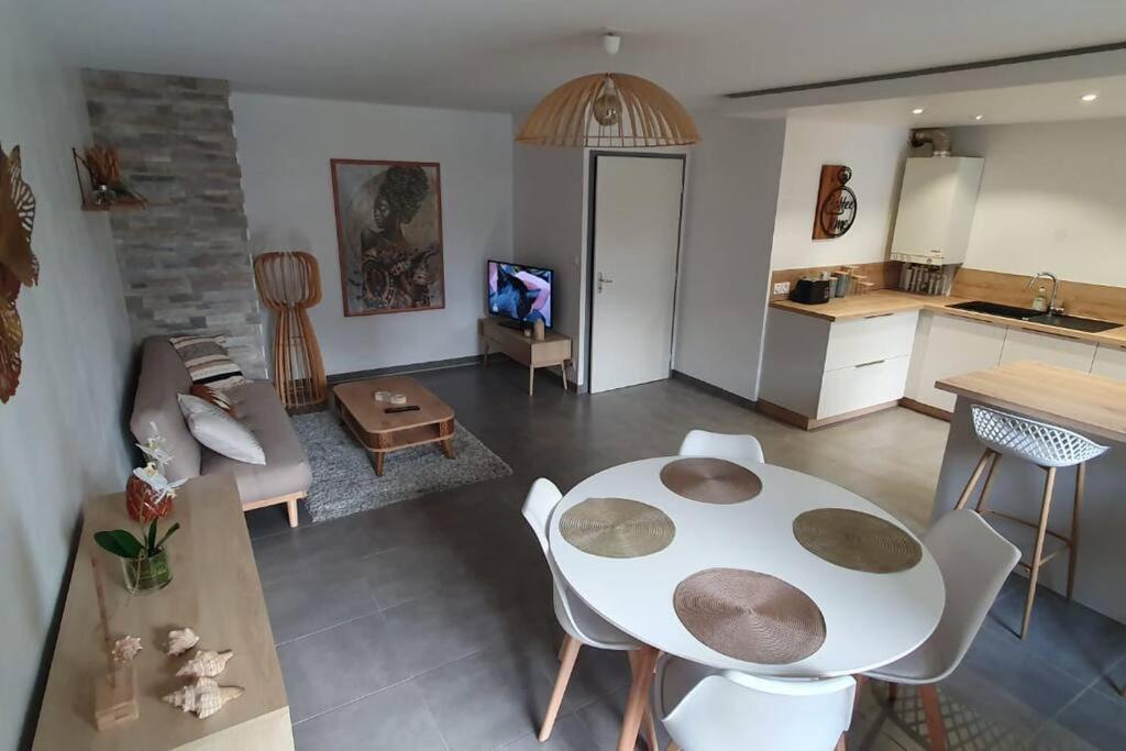 Logement Entier De Plain-Pied 에파니 메츠-테시 외부 사진